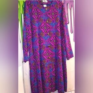 Size 18, Vintage, Leslie Fay, Beautiful Vibrant Purple Dress